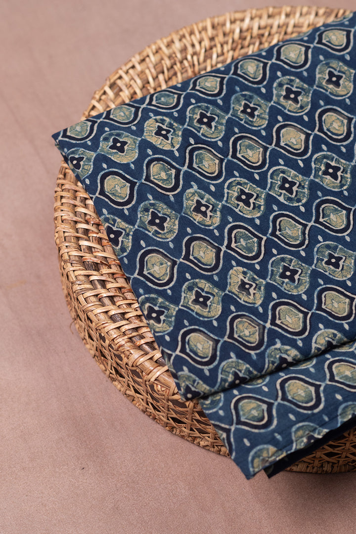 Ajrak Fabric - Matkatus 