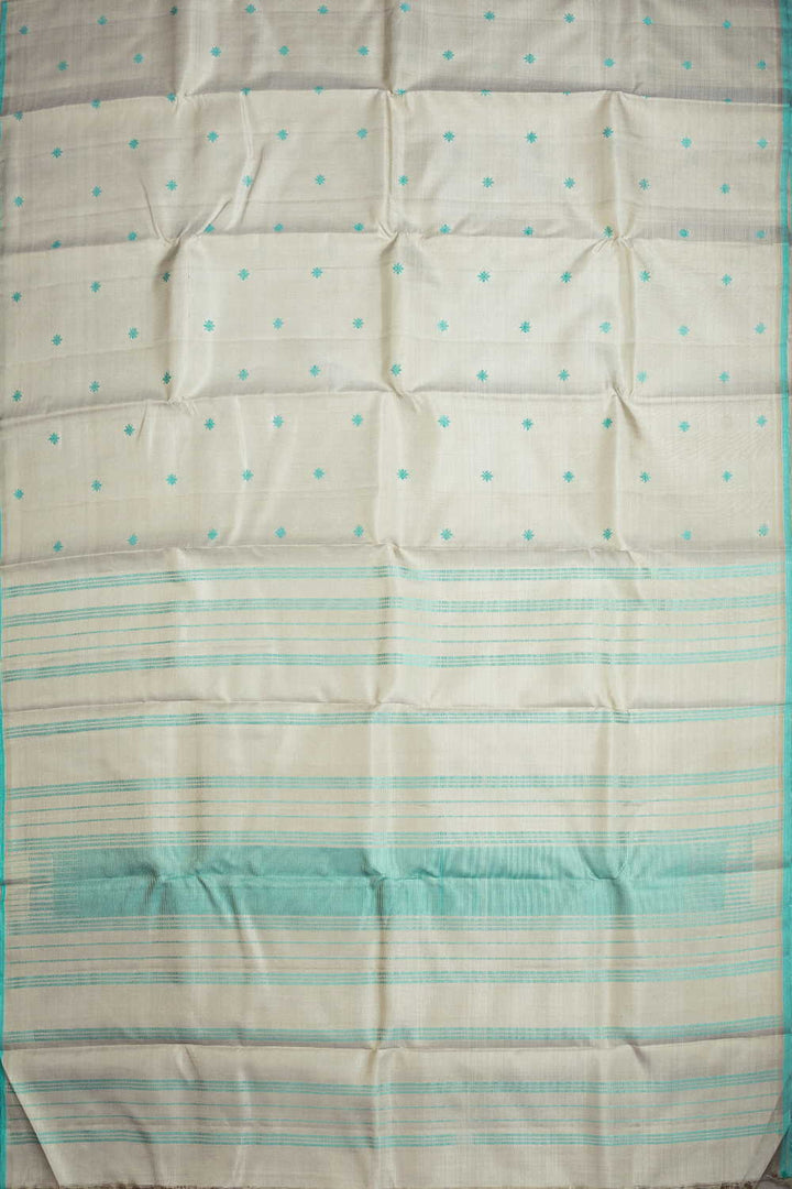 Green Thread Butta on Cream Kanchipuram Silk saree