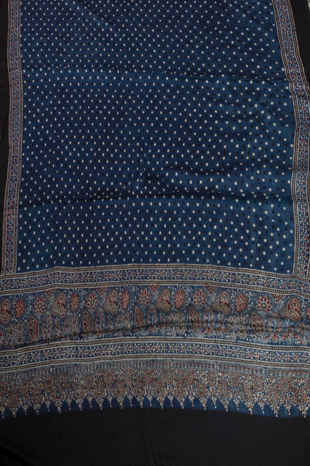 Unstitched Suits - Matkatus 
