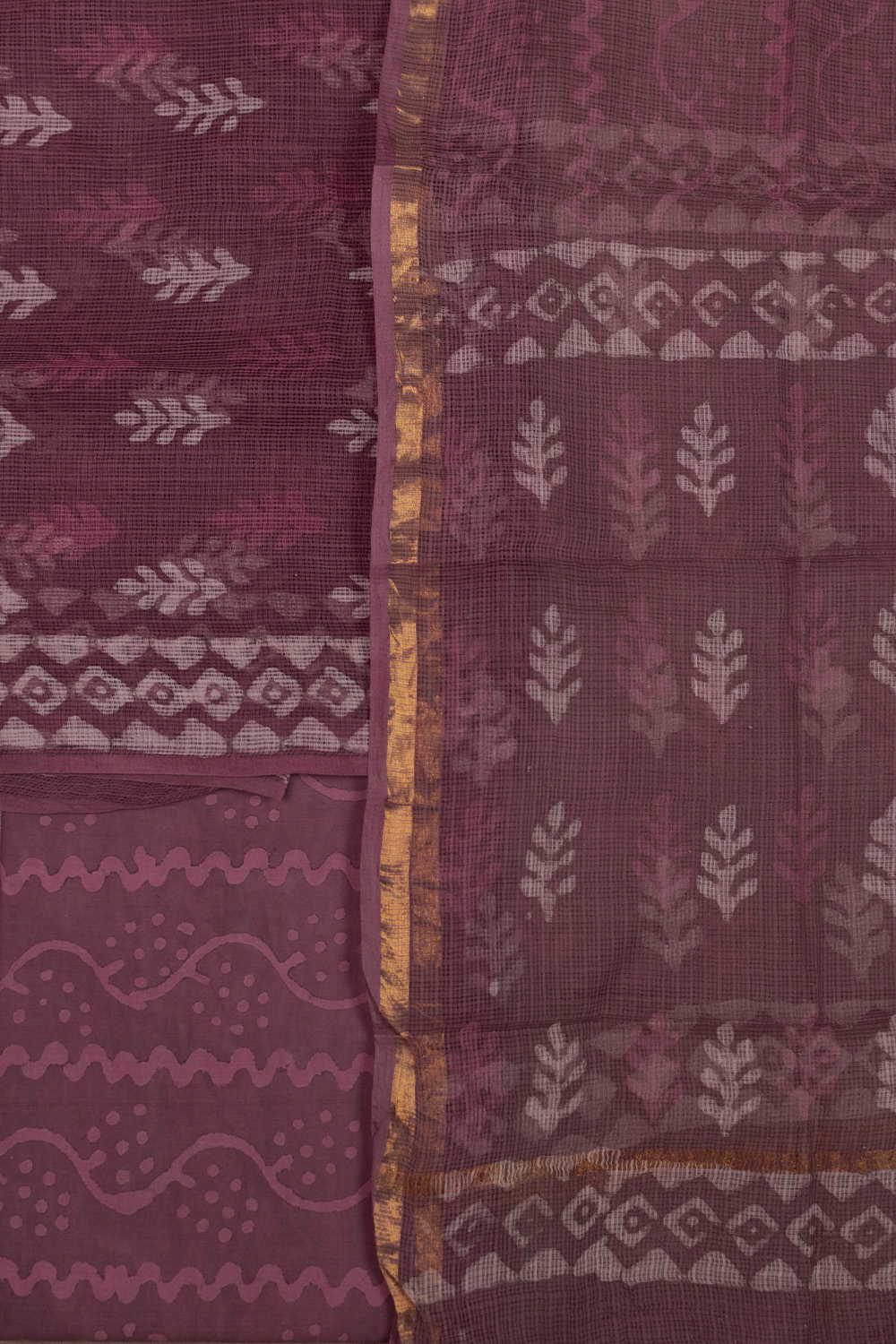 Unstitched Suits - Matkatus 