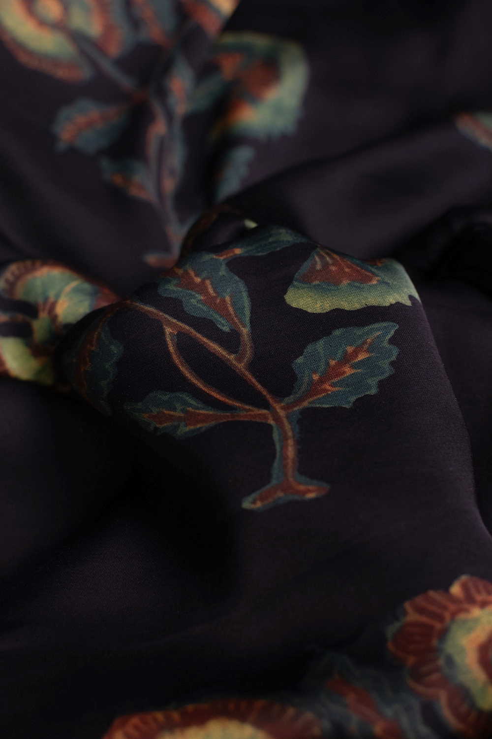 Silk Fabrics - Matkatus
