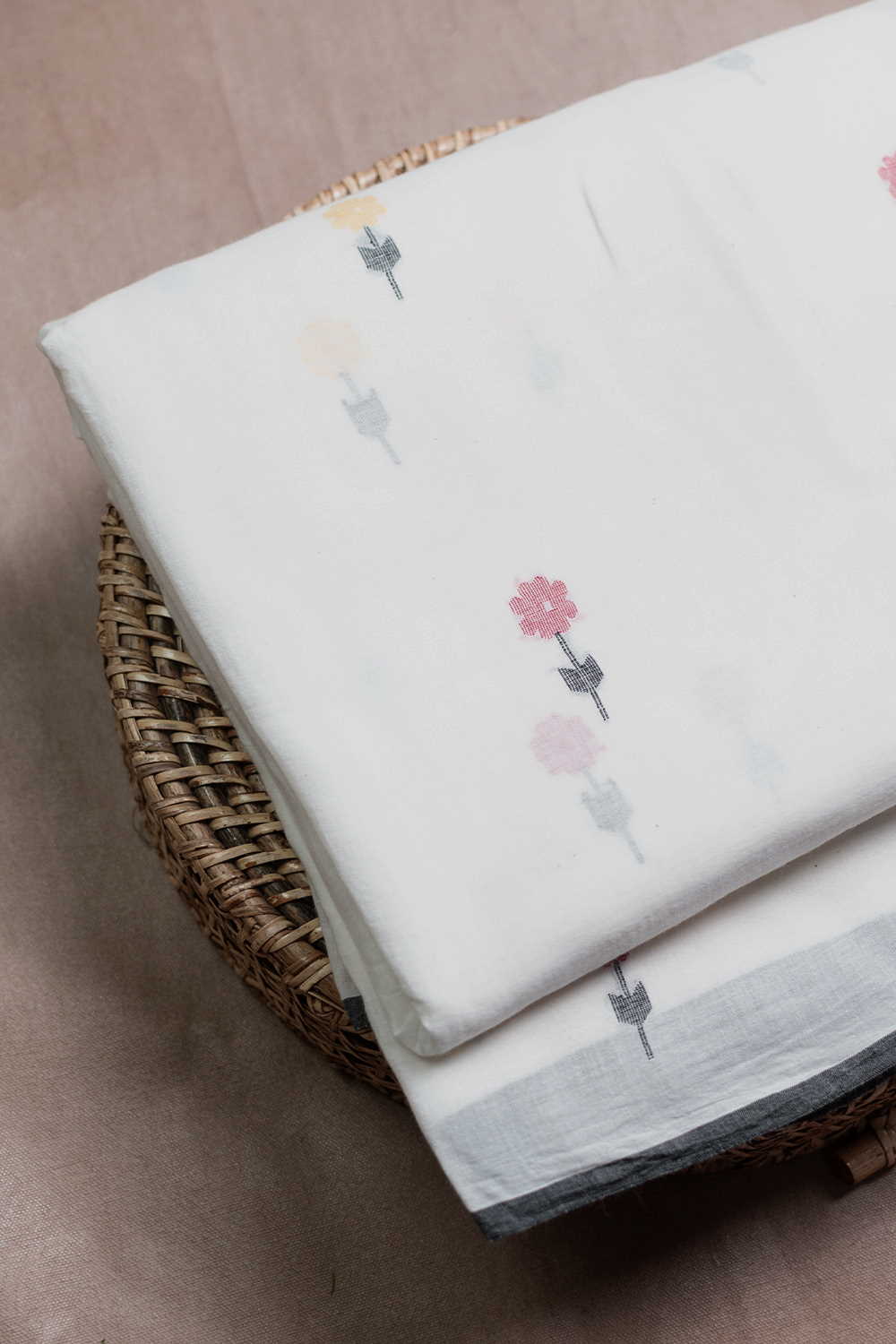 Jamdani Fabrics - Matkatus
