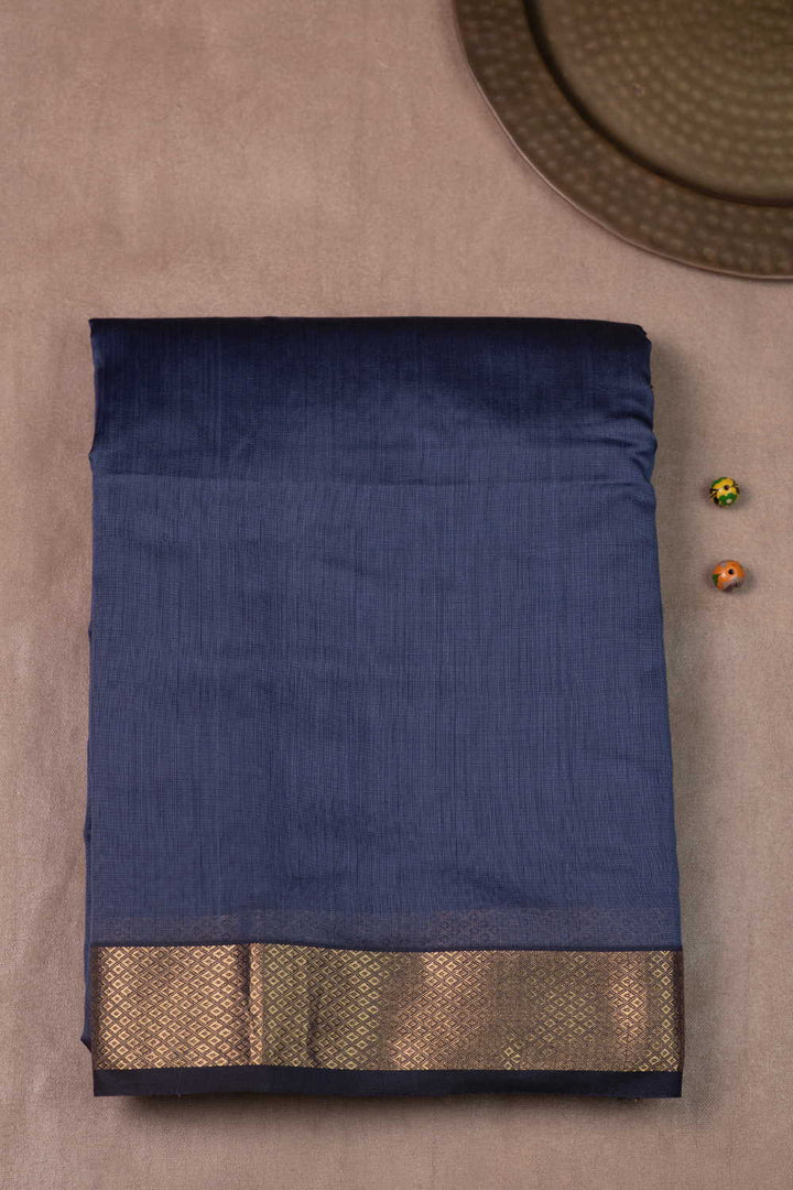 Sarees - Matkatus 