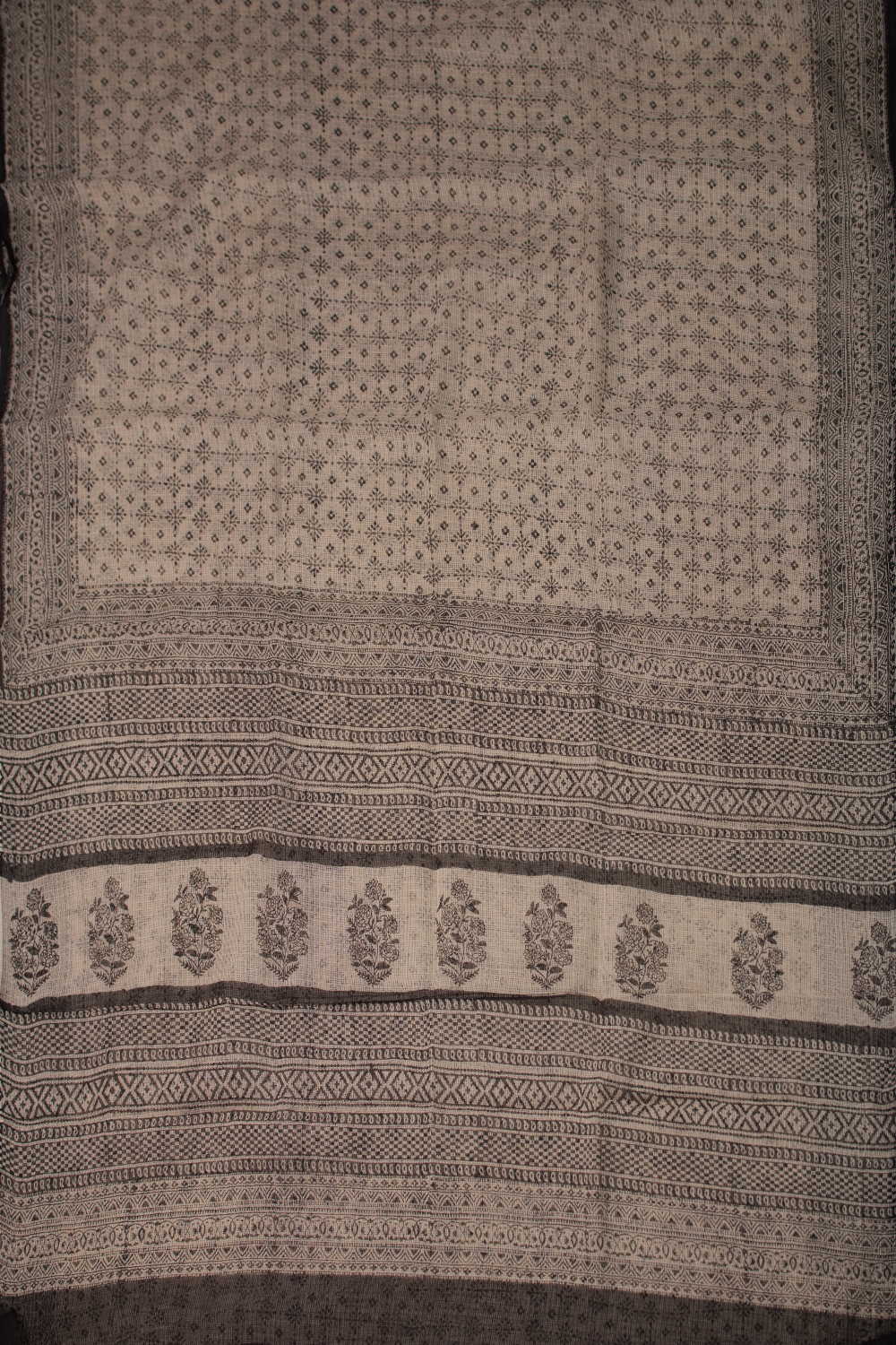 Block Printed Cotton Saree - Matkatus