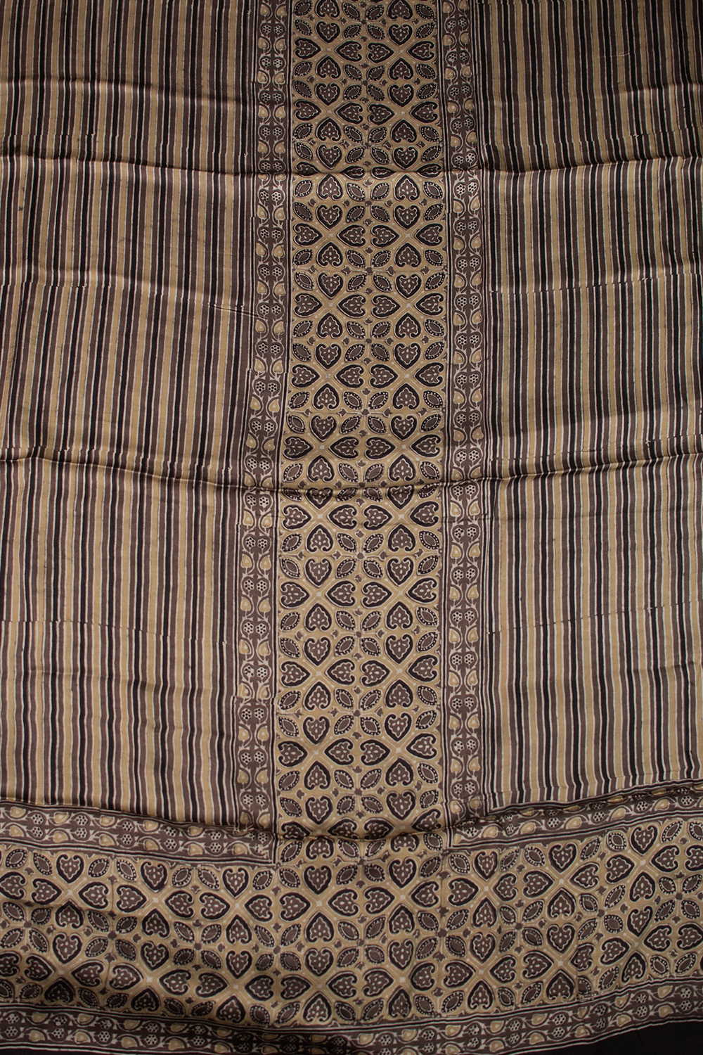 Top & Dupatta - Matkatus
