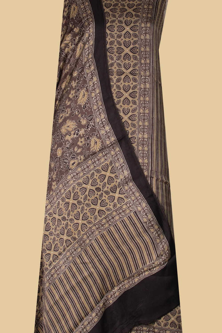 Top & Dupatta - Matkatus