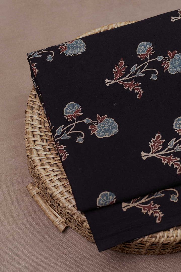 Ajrak Fabric - Matkatus 