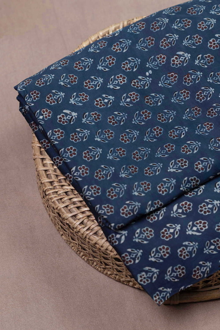 Ajrak fabrics - Matkatus