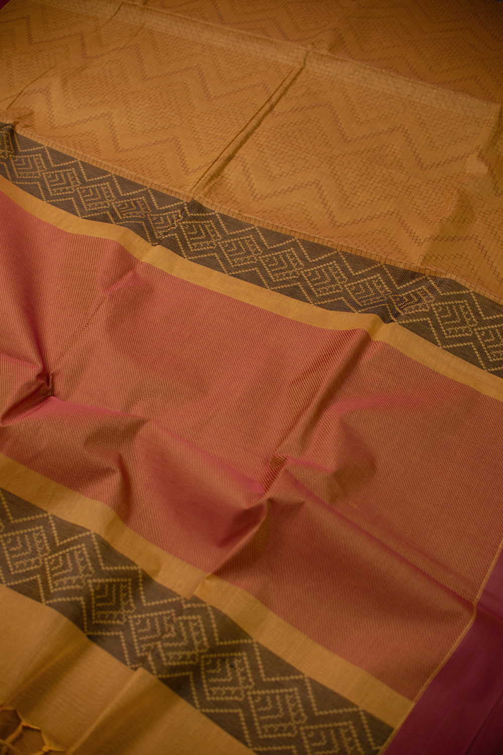 Sarees - Matkatus 