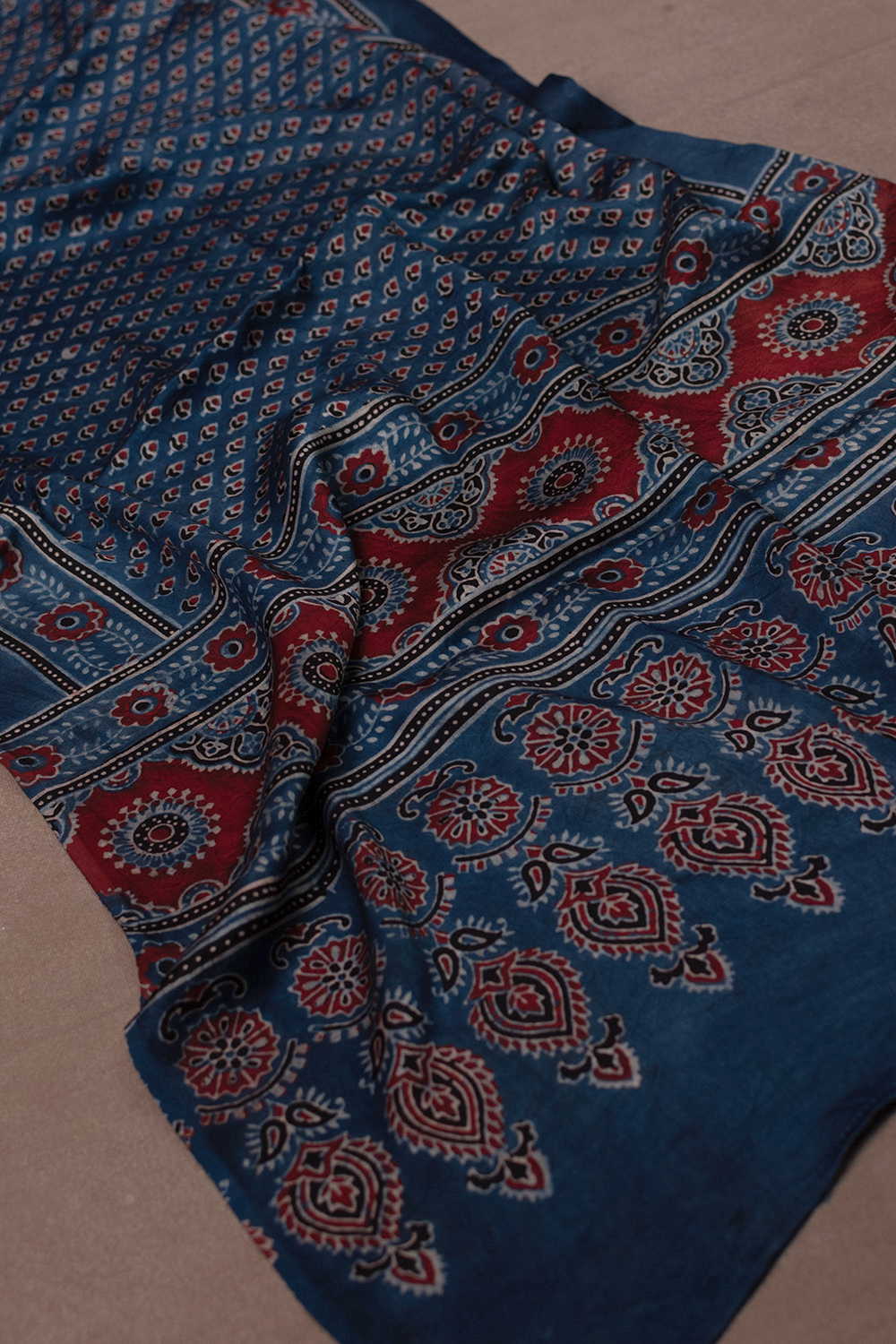 Silk Stole - Matkatus 