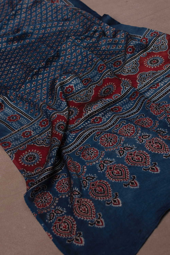 Silk Stole - Matkatus 