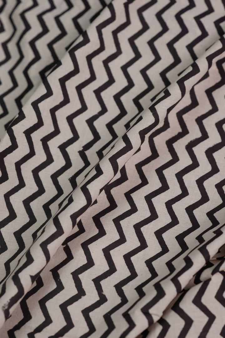 Block Printed Fabric - Matkatus 