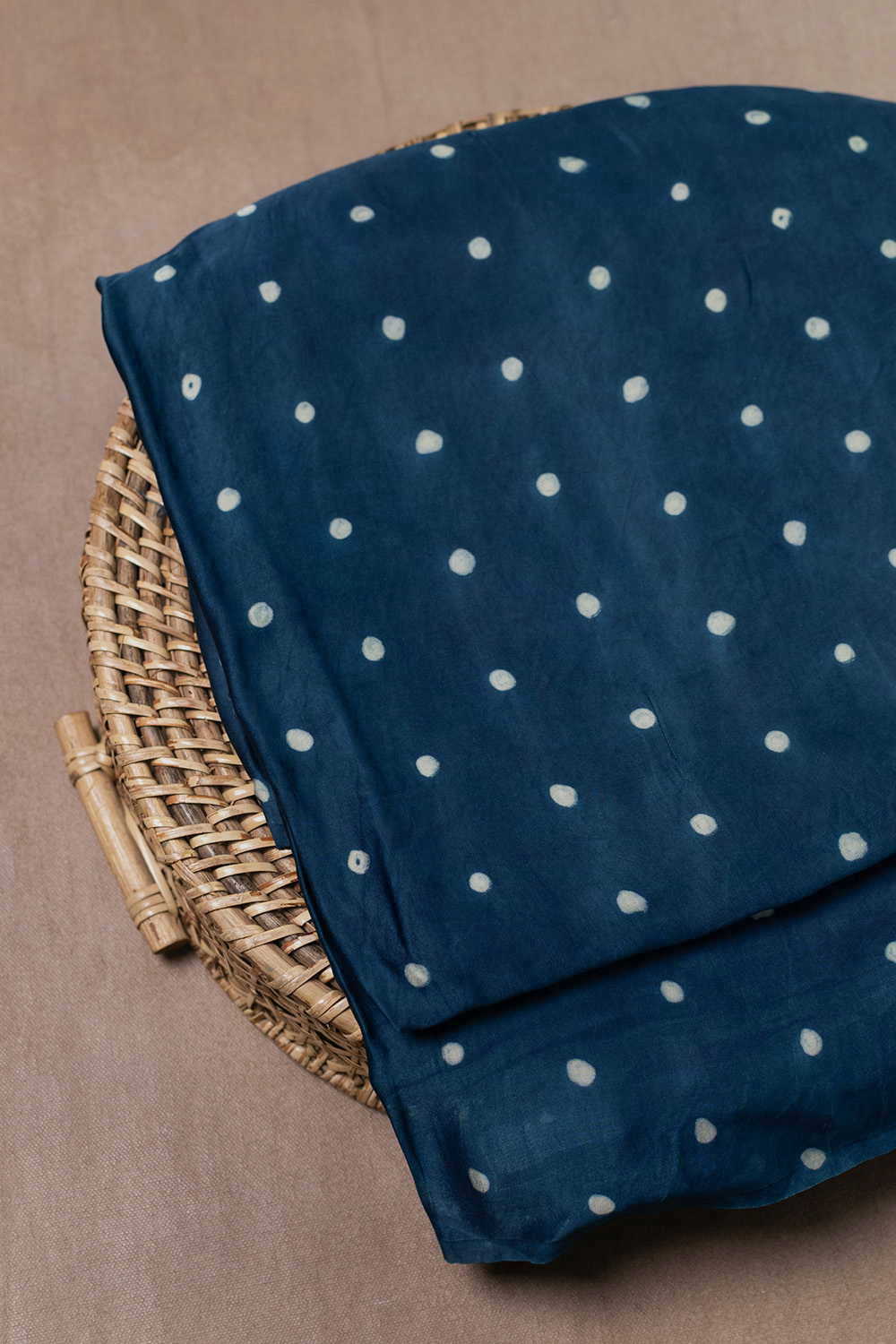 Silk Fabrics - Matkatus