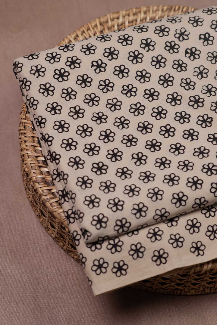 Cotton Fabric - Matkatus
