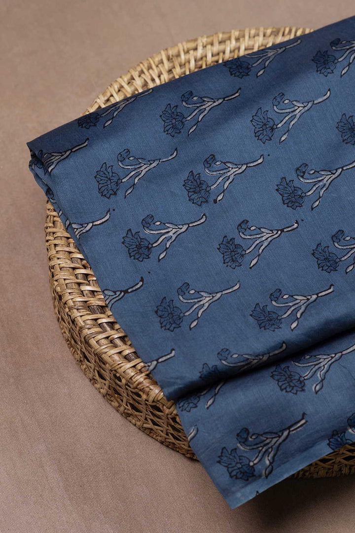 Ajrak Fabric - Matkatus