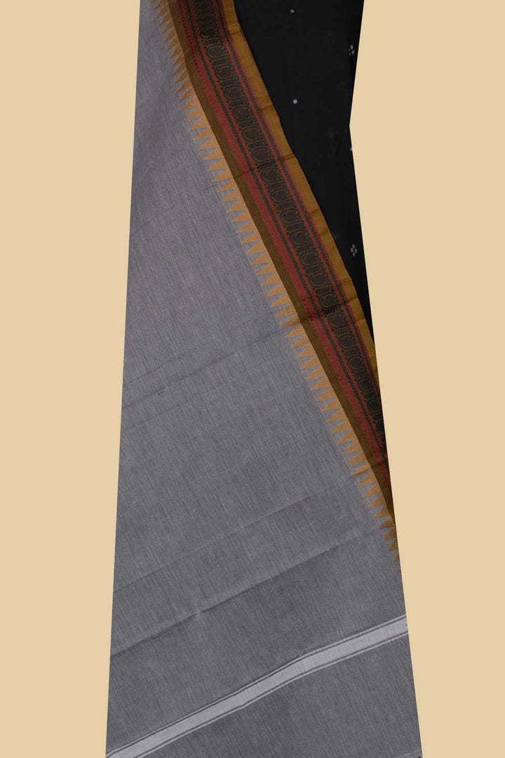 Top and Dupatta - Matkatus 