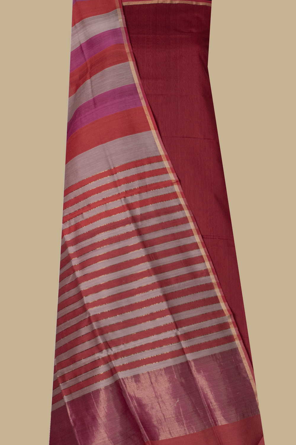 Maheshwari Silk Cotton Top & Dupatta - Matkatus 