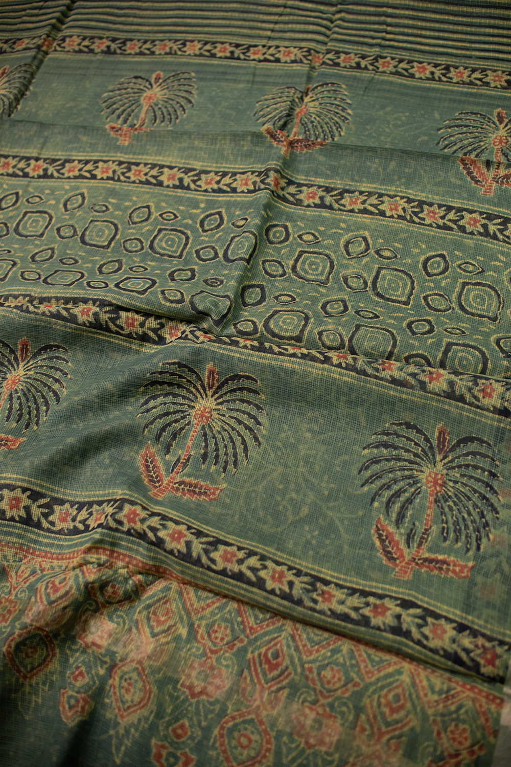 Sarees - Matkatus 