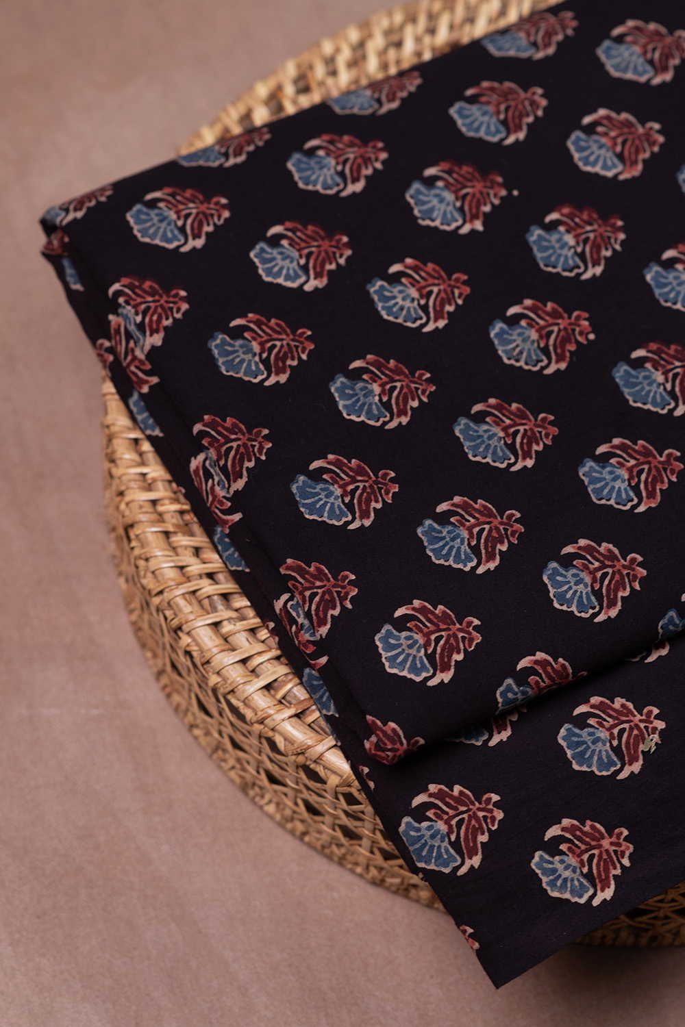 Fabric - Matkatus 