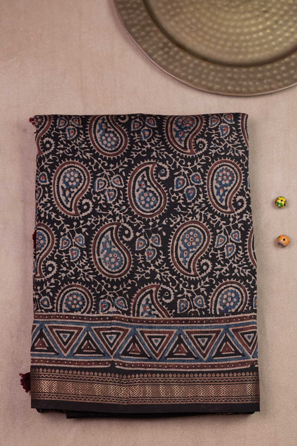 Ajrak Sarees - Matkatus