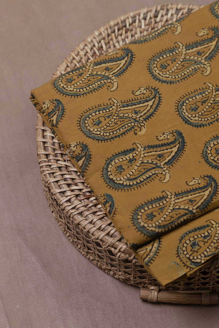 Ajrak Print Fabric - Matkatus