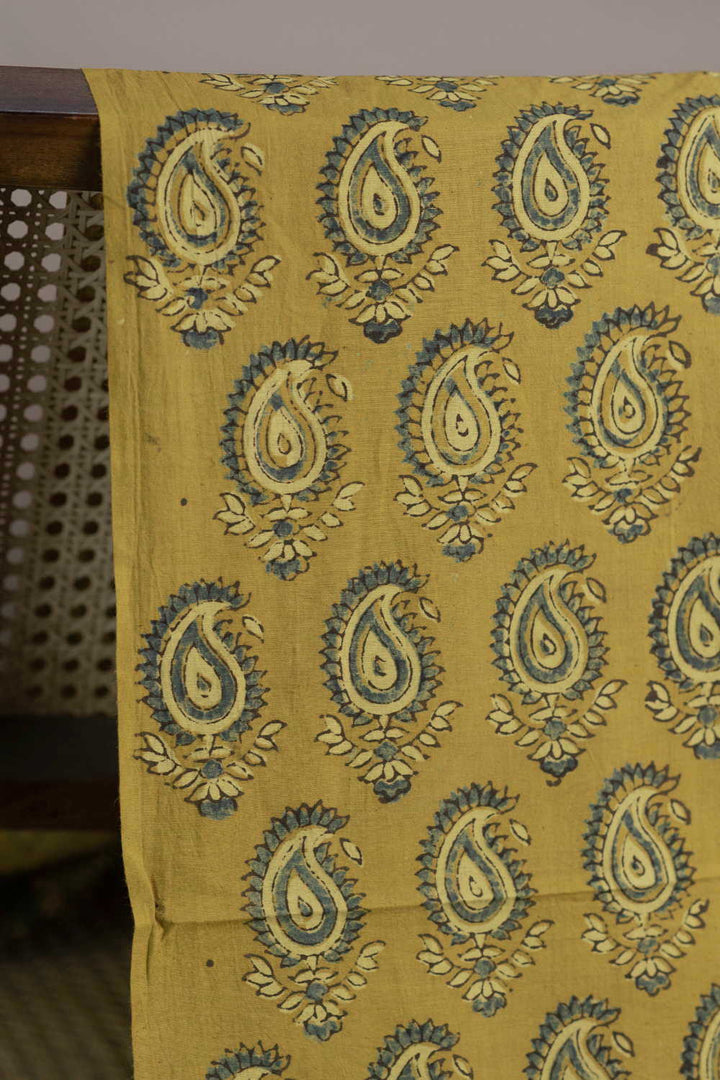 Ajrak Print Fabric - Matkatus