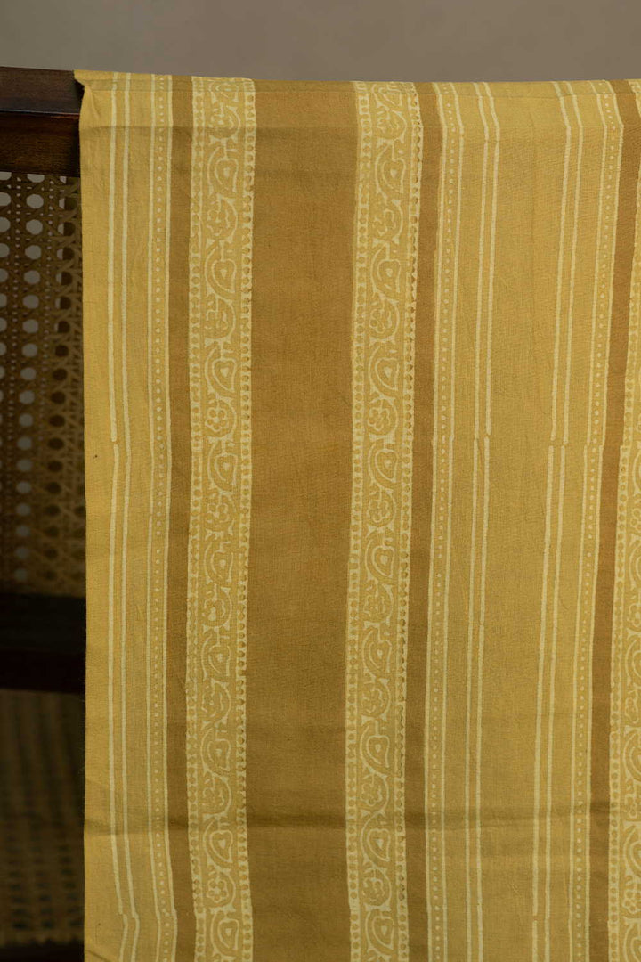 Plain Sarees - Matkatus 