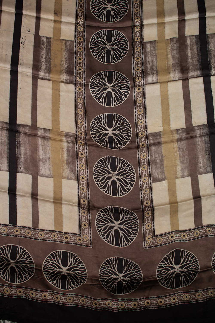 Top & Dupatta - Matkatus