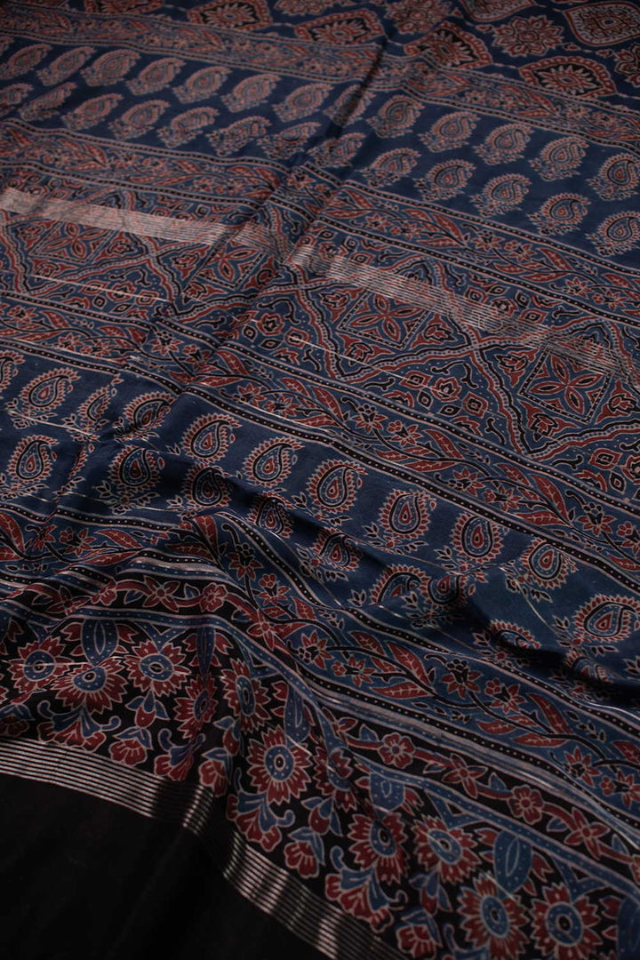 Ajrak Sarees - Matkatus