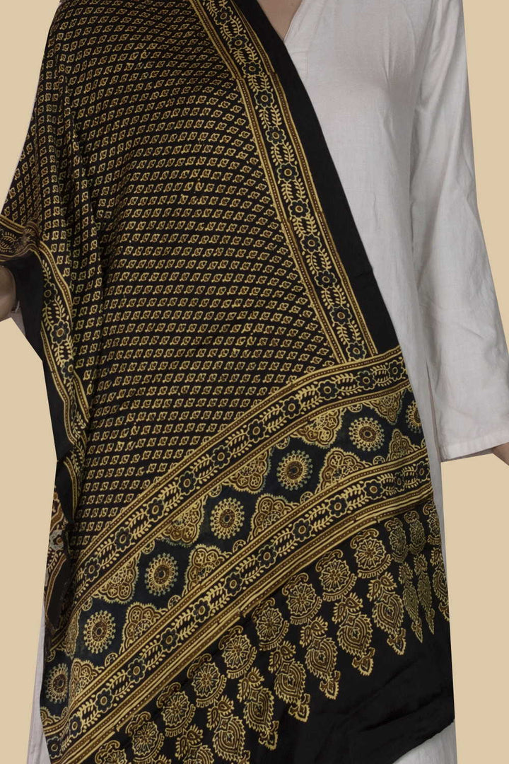 Ajrak Stole - Matkatus