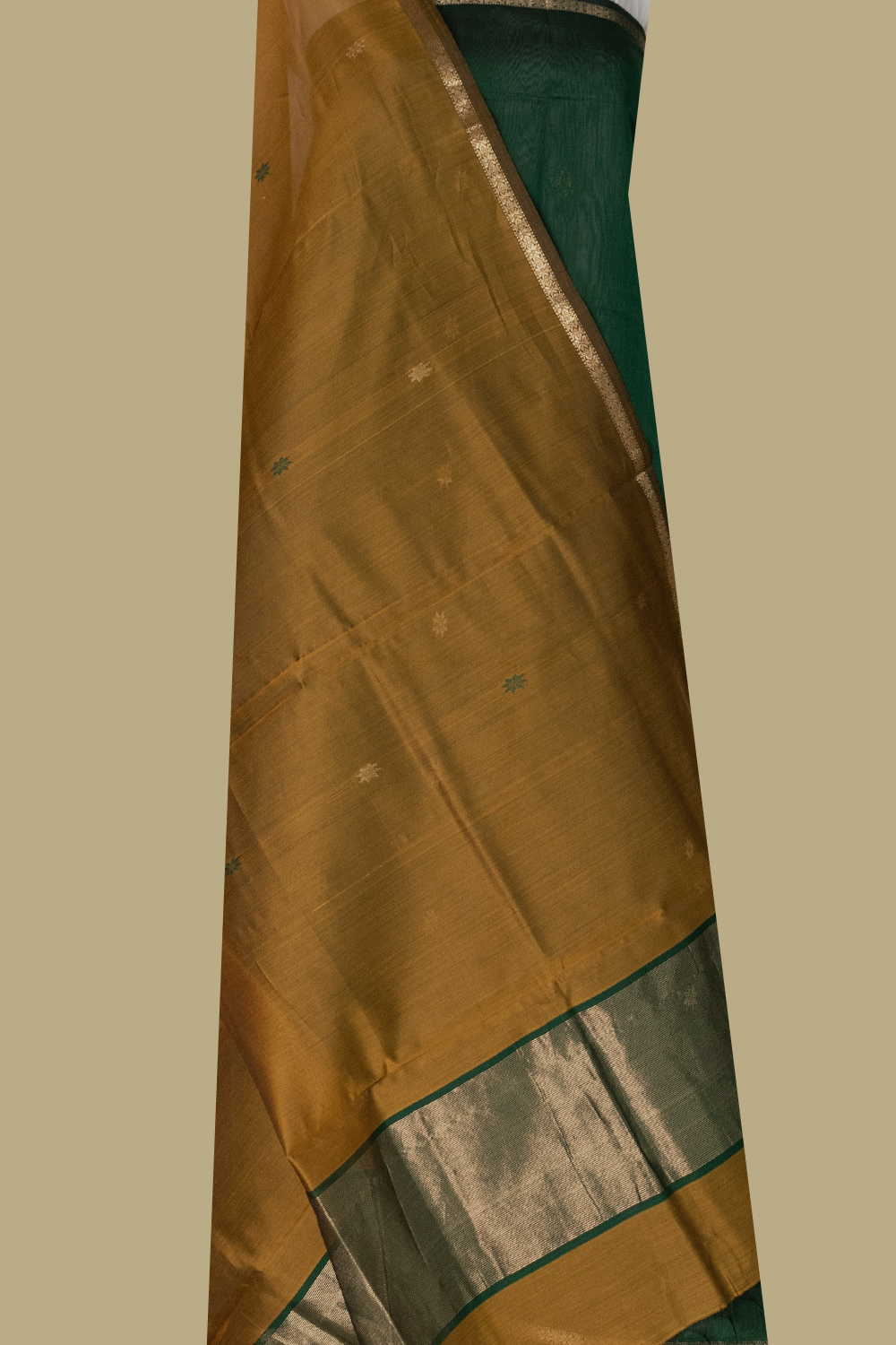 Top & Dupatta - Matkatus 