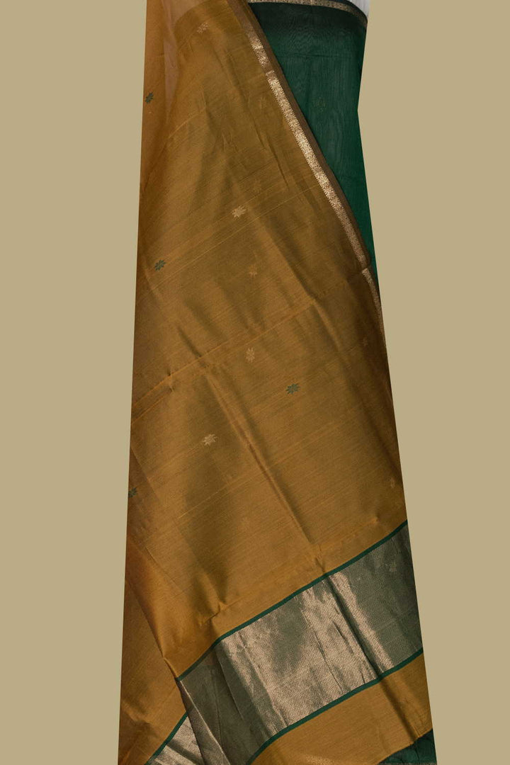 Top & Dupatta - Matkatus 