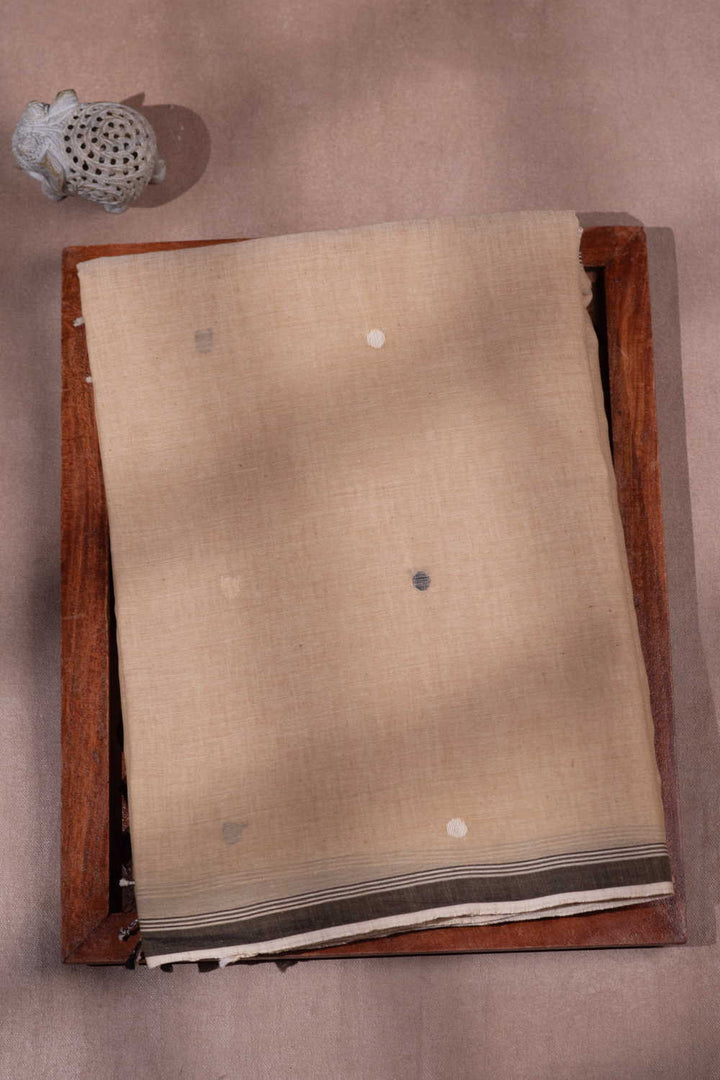 Jamdani Saree - Matkatus 