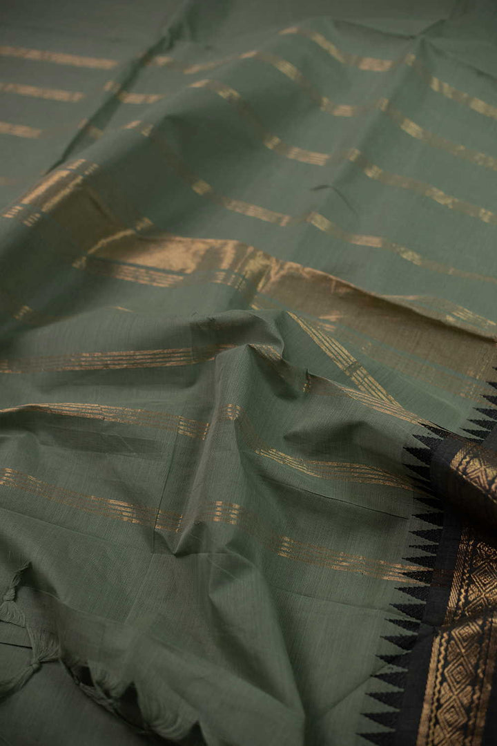 Kanchi Sarees - Matkatus 