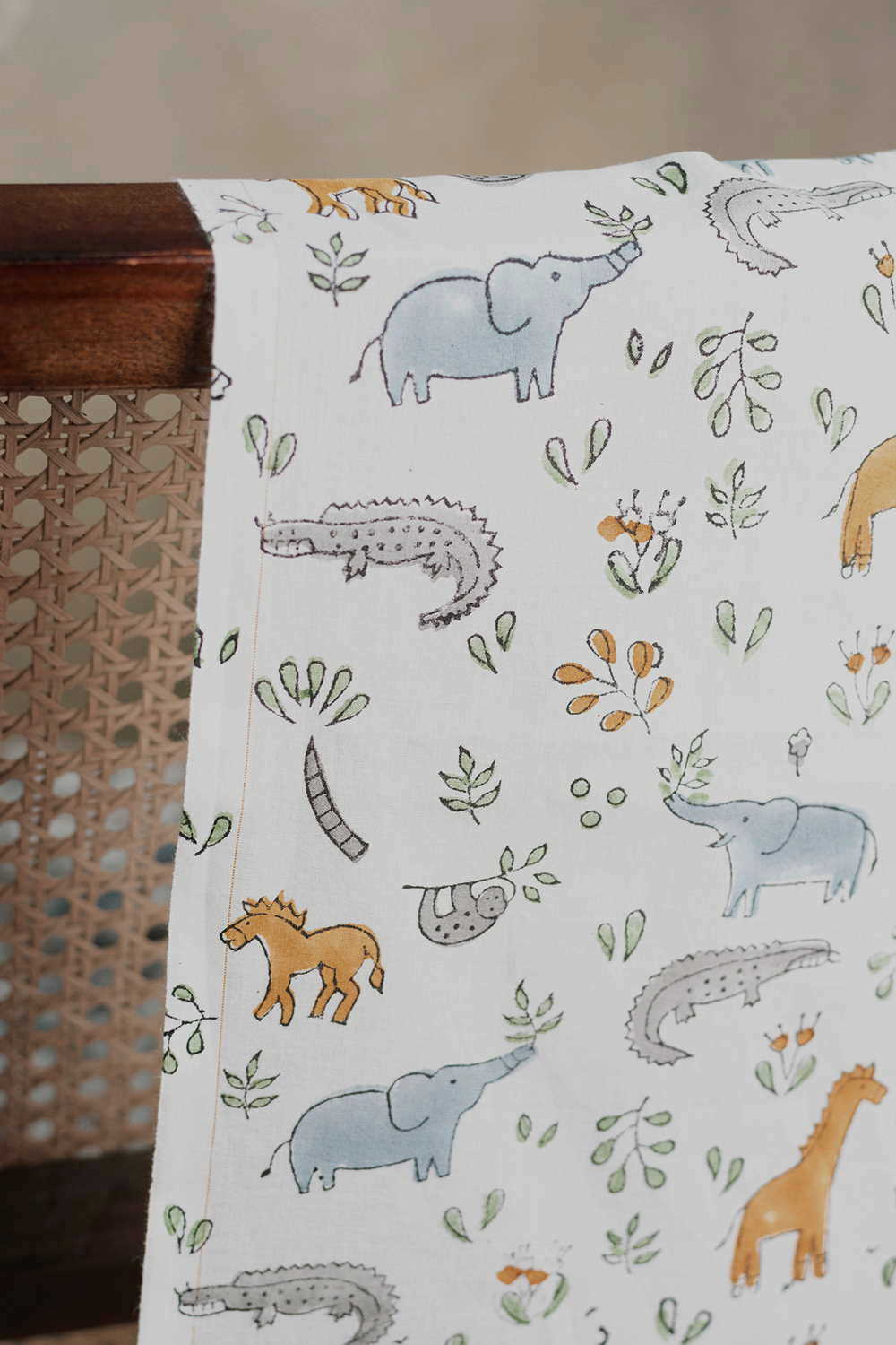 Cotton Fabric-Matkatus 