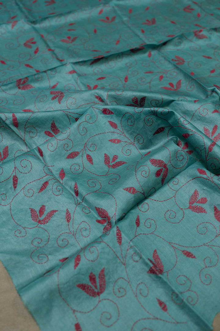 Embroidered Blouse - Matkatus
