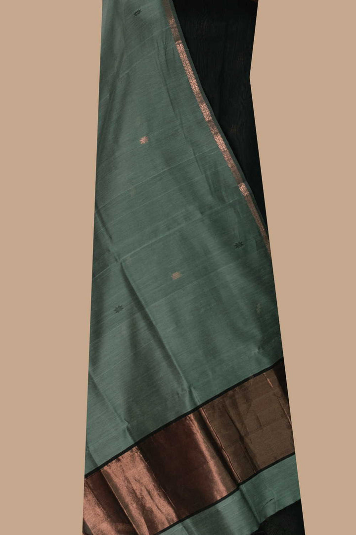 Top & Dupatta - Matkatus 