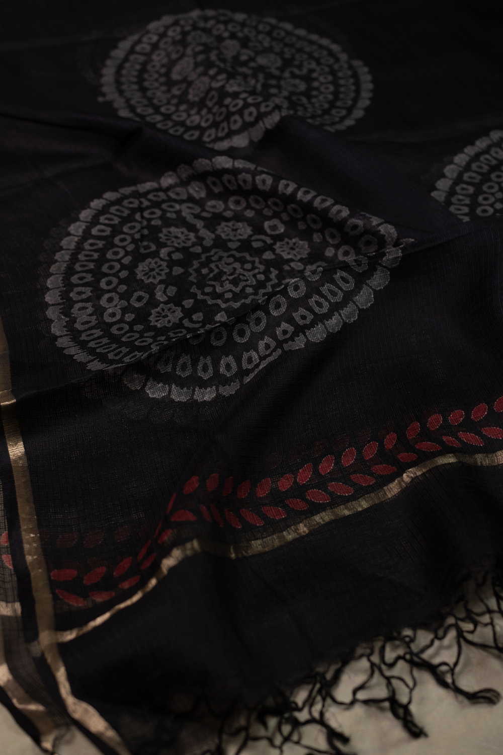Silk Dupatta - Matkatus 