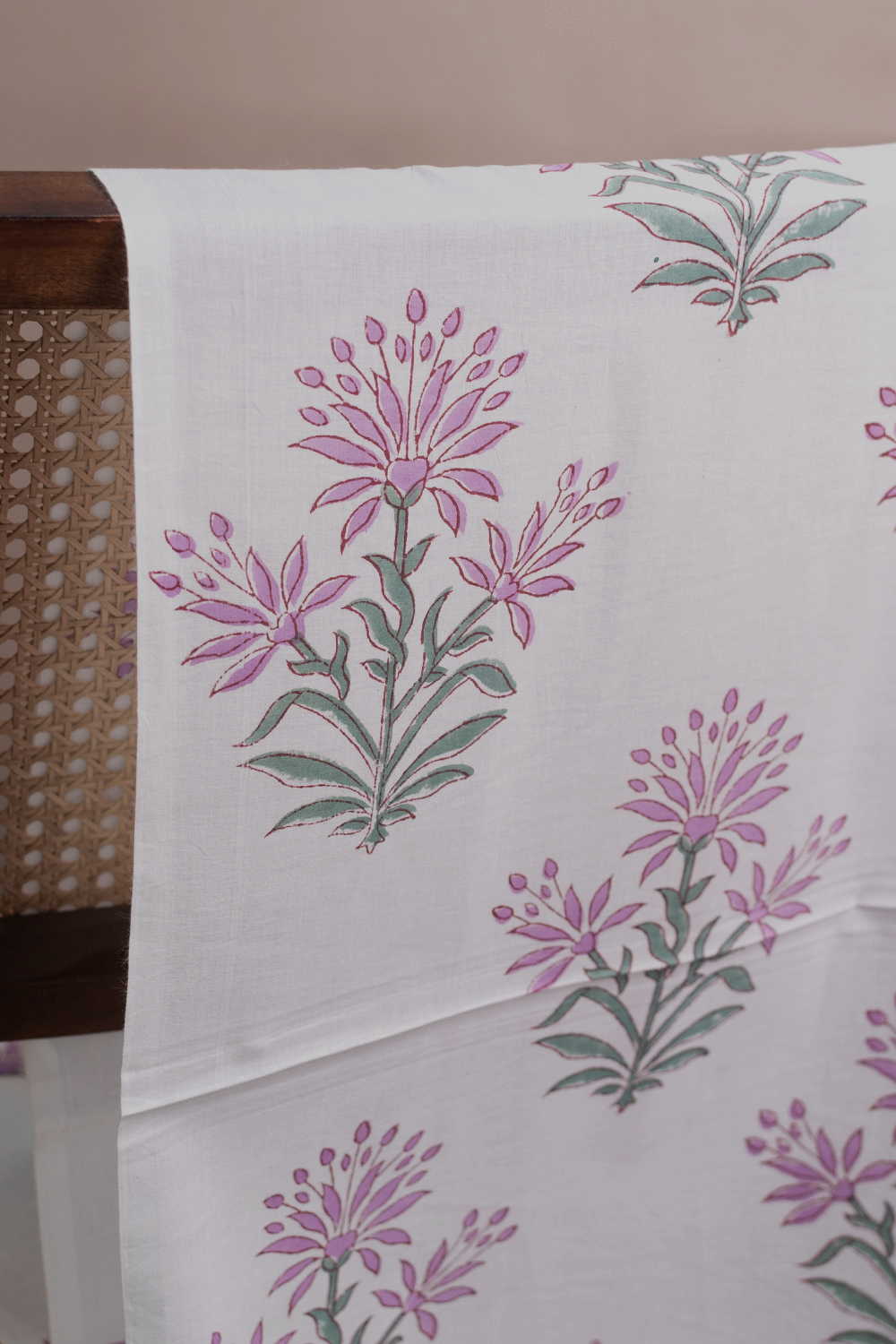 Hand block printed Sanganeri cotton fabric with floral motifs - Matkatus 