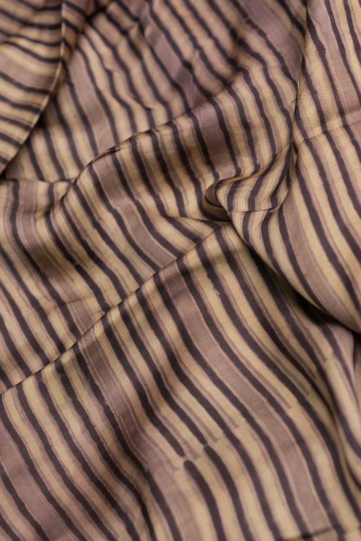 Silk Fabric - Matkatus 