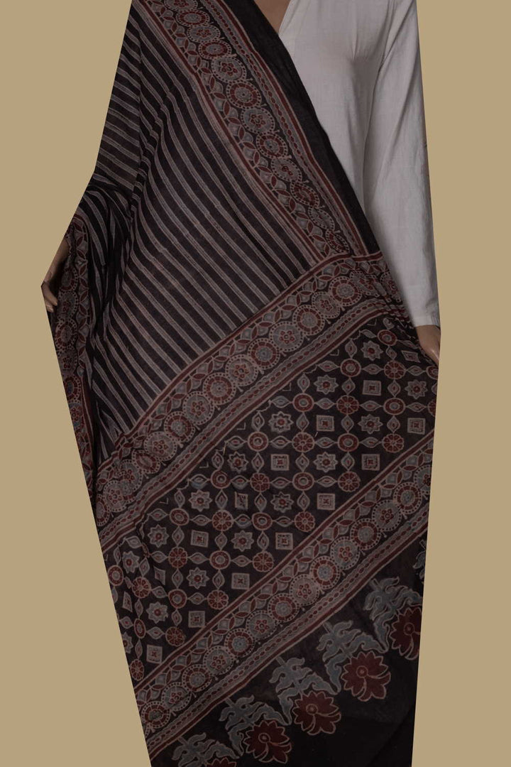 Ajrak Cotton Dupatta - Matkatus 