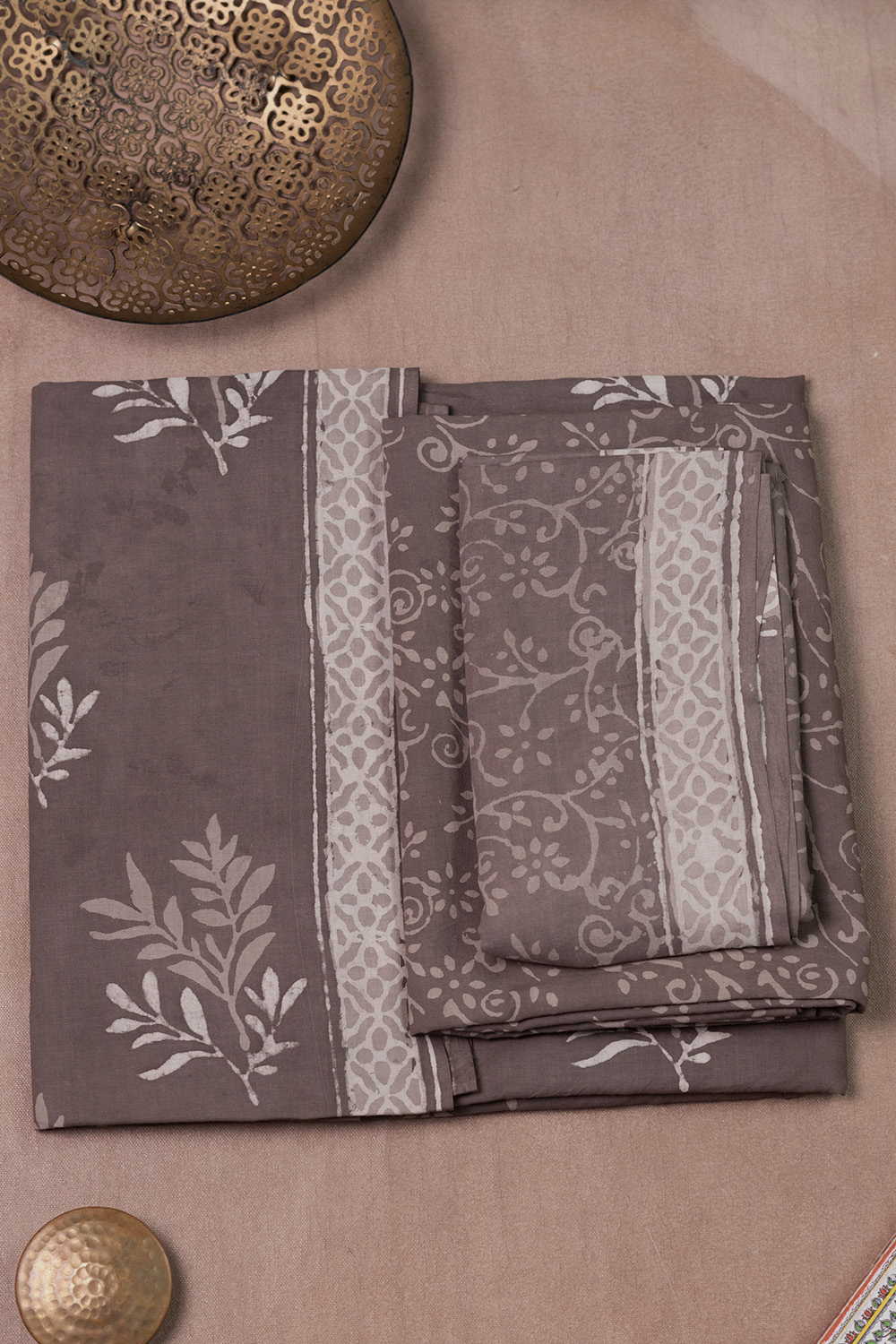 Full Suits - Matkatus 