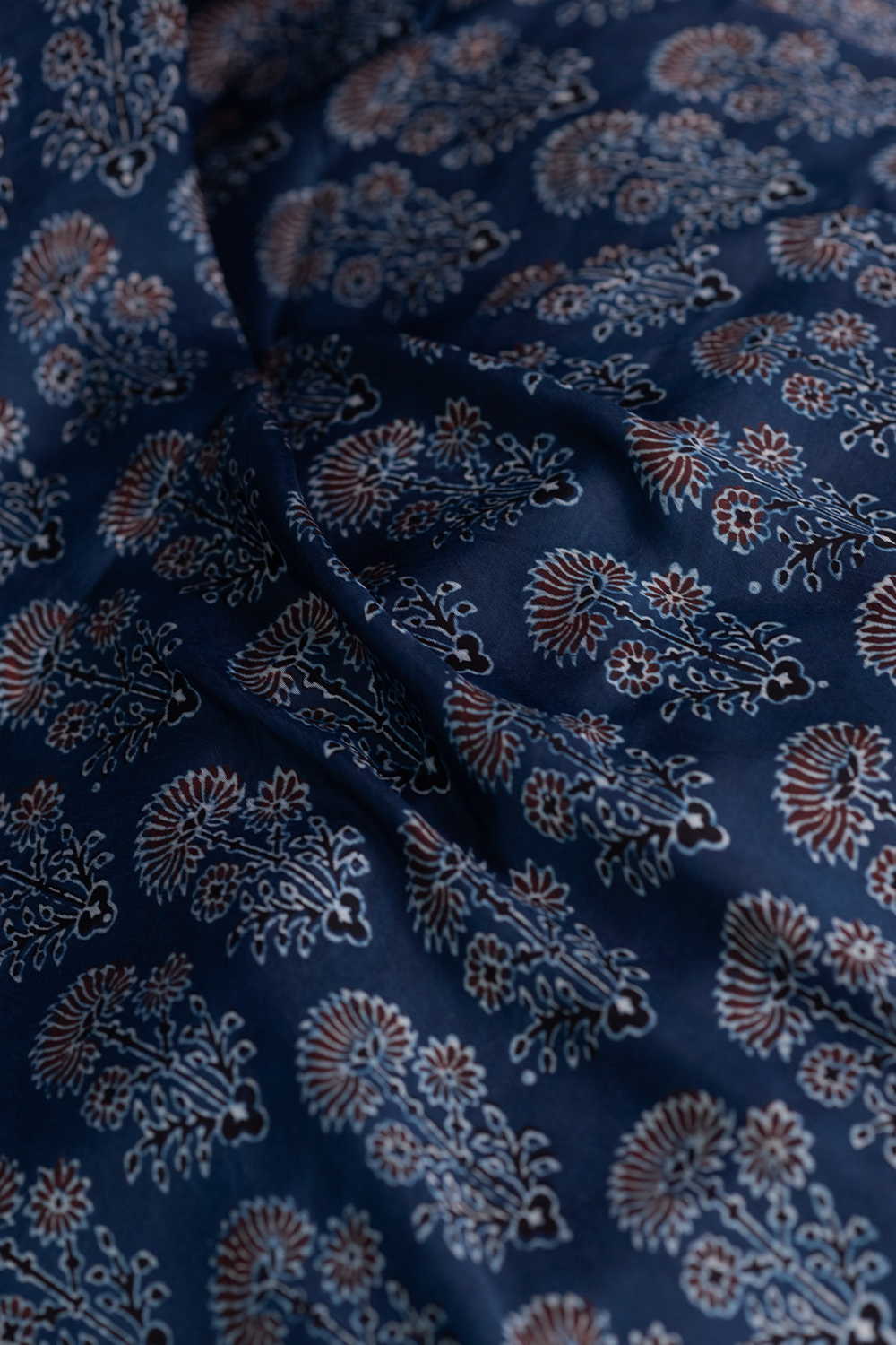 Silk Fabric - Matkatus 