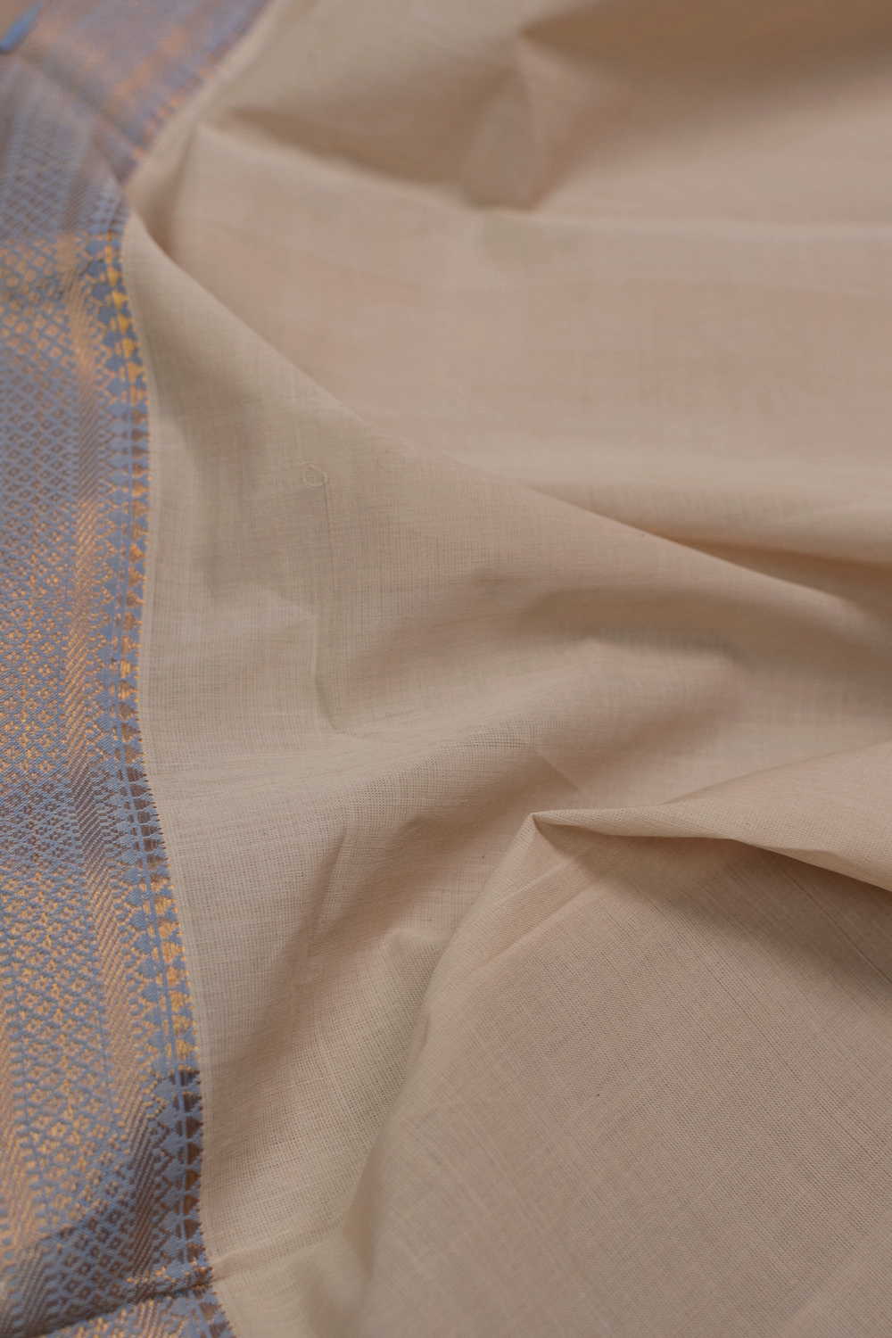 Border Fabrics - Matkatus 