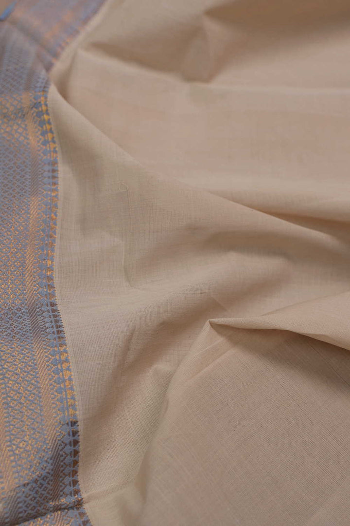 Border Fabrics - Matkatus 