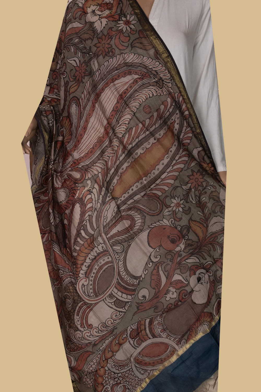 Hand Painted Dupatta - Matkatus 