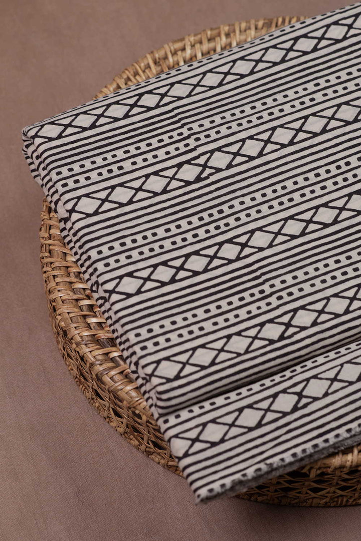 Block Printed Fabric - Matkatus 