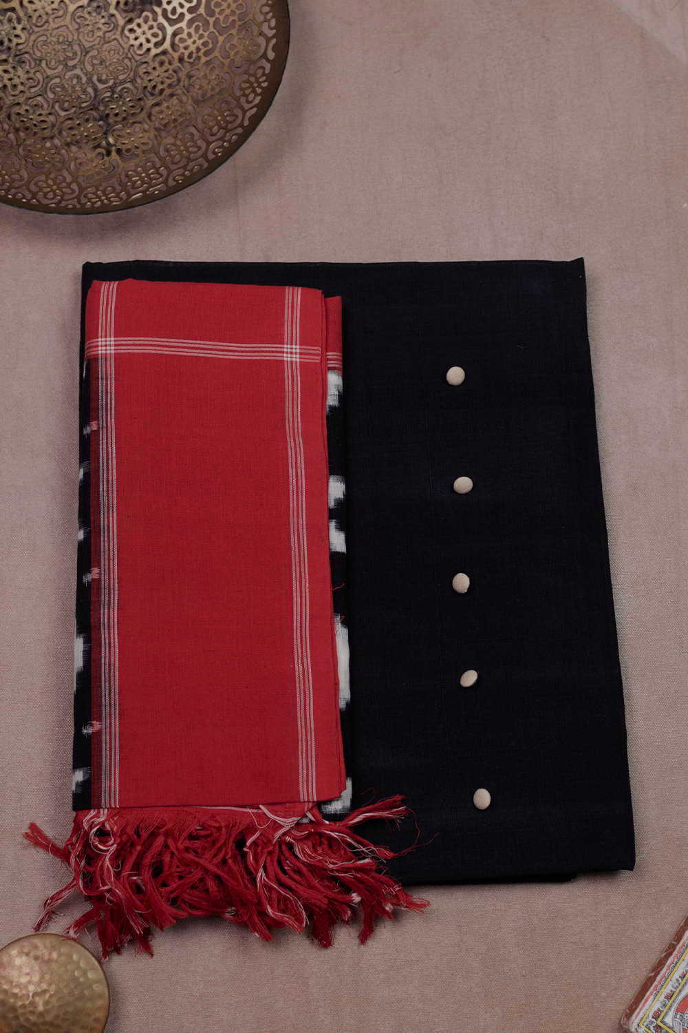 Top and Dupatta - Matkatus 