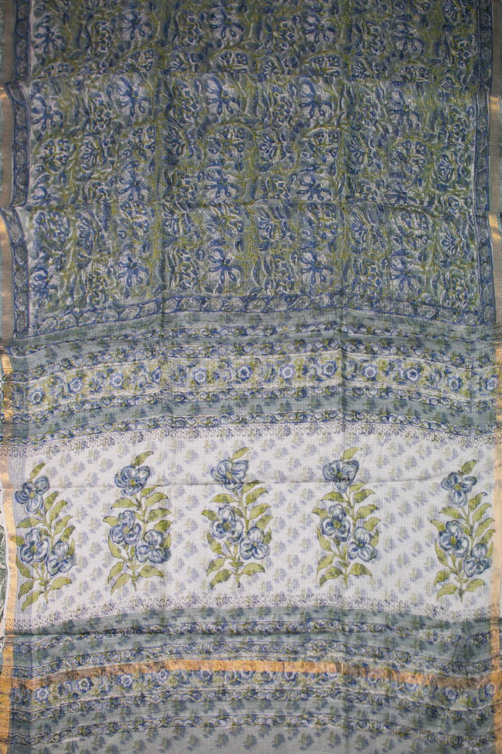 Sarees - Matkatus 