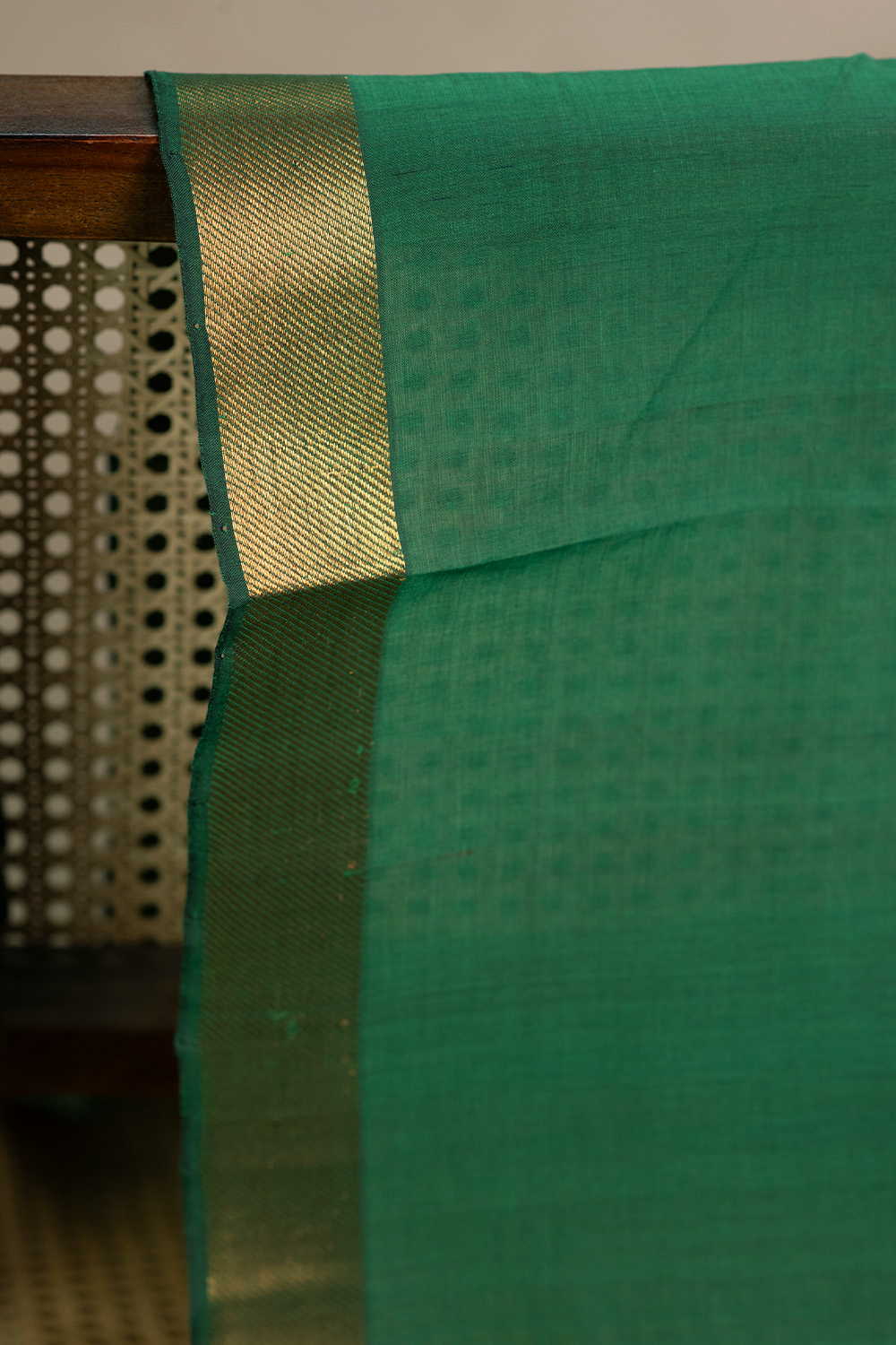 Deep Green Mangalagiri Border Cotton Fabric